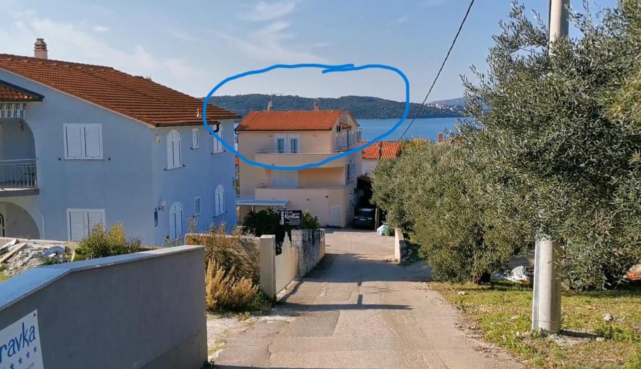 Villa Mala Vala #1 - Seeview - 80 Qm - 2 Sz - 4 Pers Trogir Exterior photo